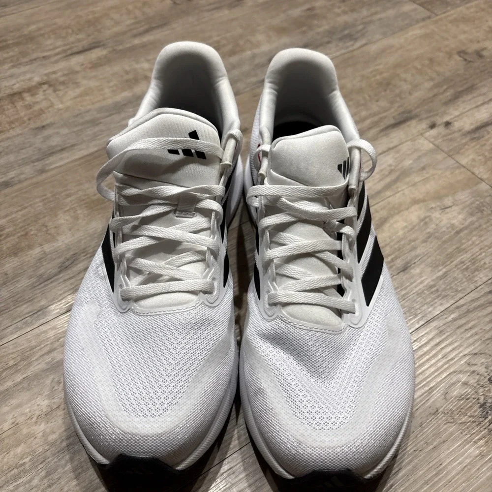 Adidas Men's Run Falcon 5 Sneaker‎ White/Black/Red Size 11 IE0551